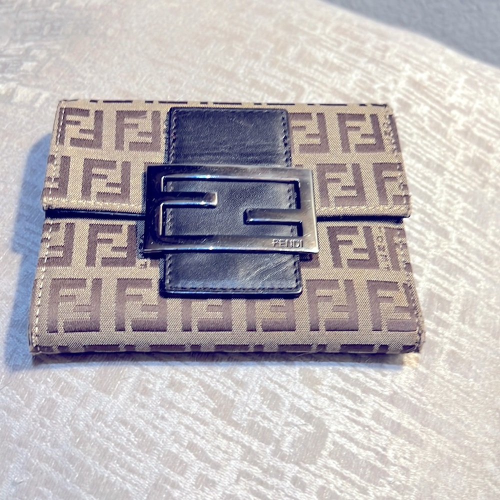 Fendi trifold in FF Zucca Jacquard canvas